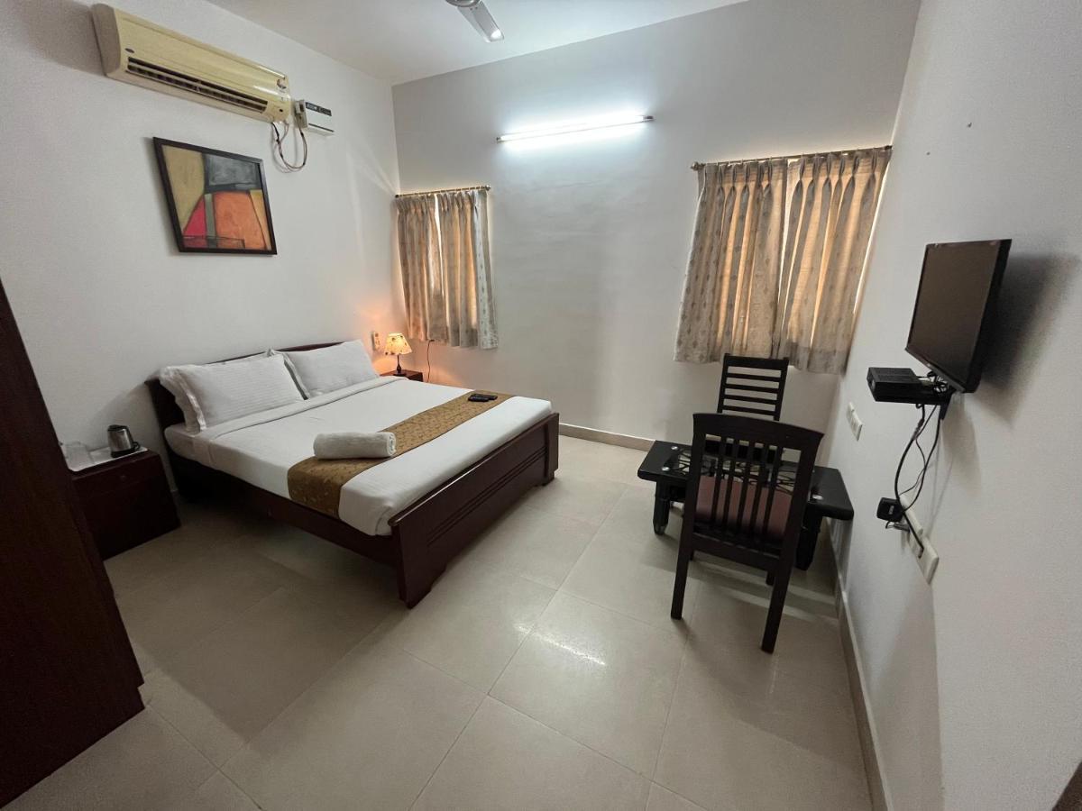 Готель Avuraa Hospitality India Ченнаї Екстер'єр фото
